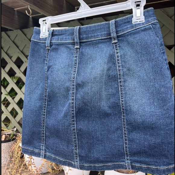 SO Blue Women Denim Mid Rise Mini Skirt Size 5/27 - Picture 5 of 6